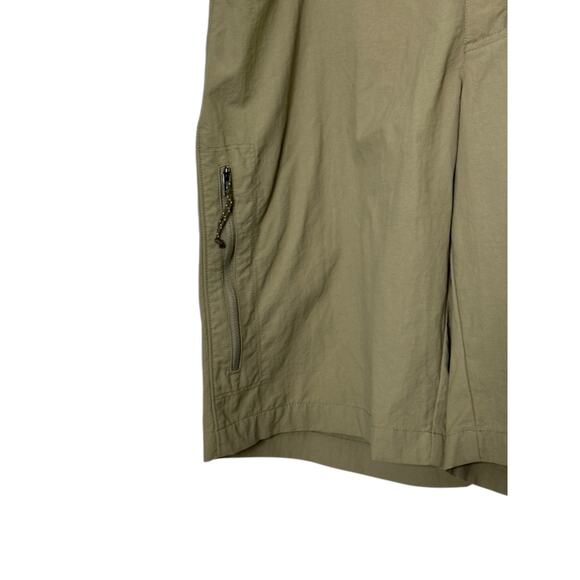 Columbia Tan 11" Cargo Shorts Men's Size 36 - Picture 2 of 6
